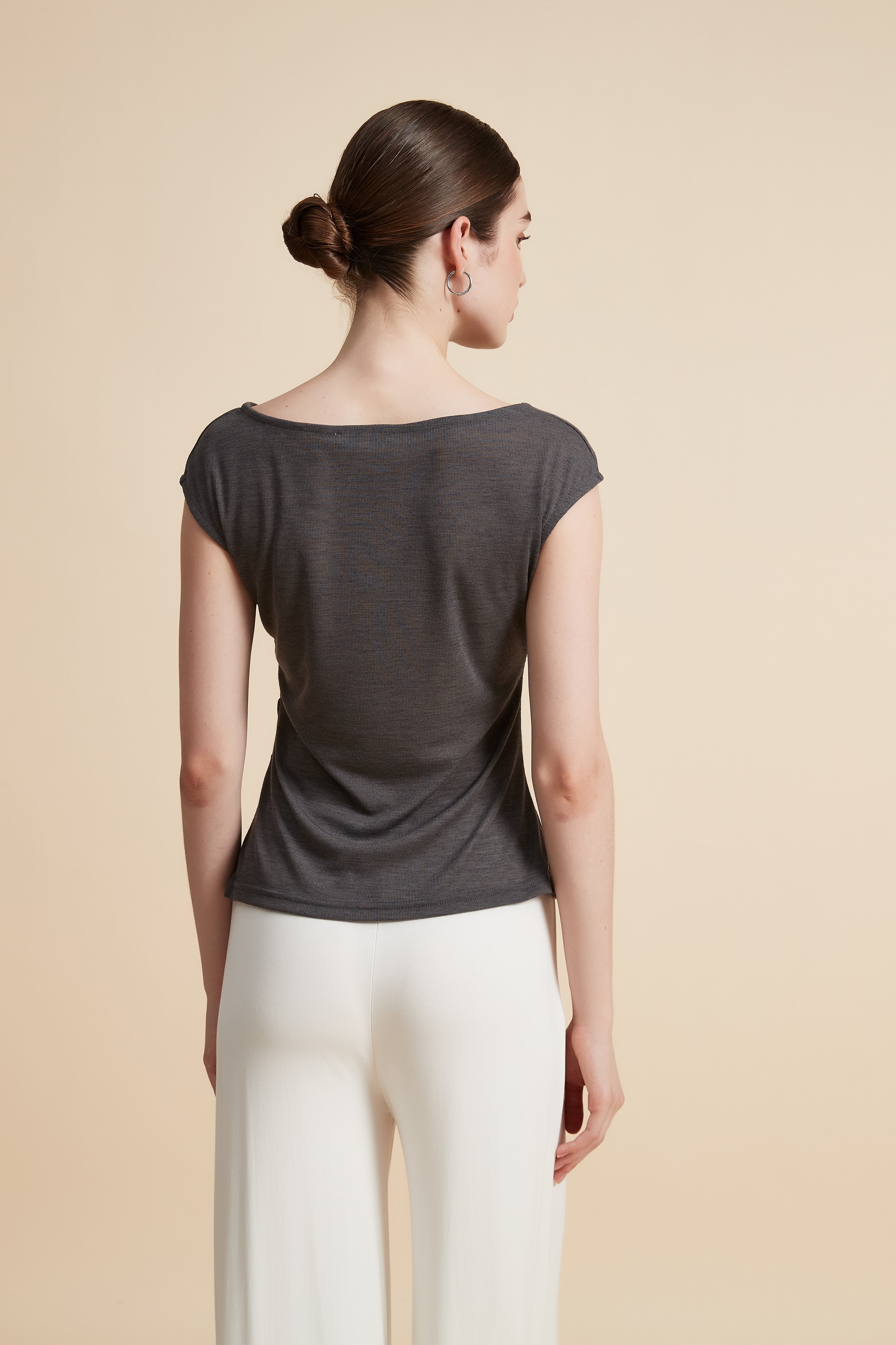 Sleeveless Top with Round Neck