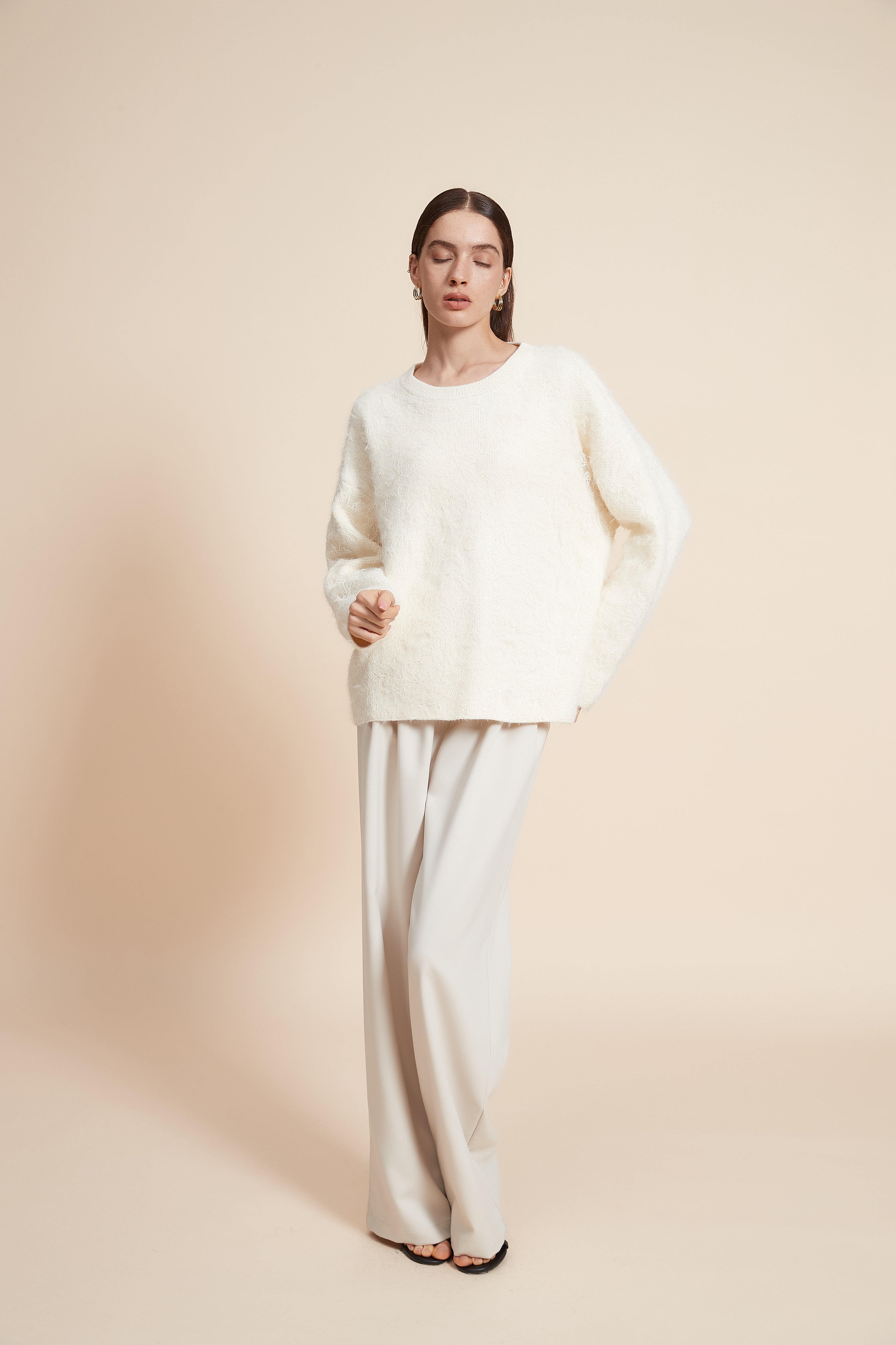 Plain Fur Sweater with Long Sleeves