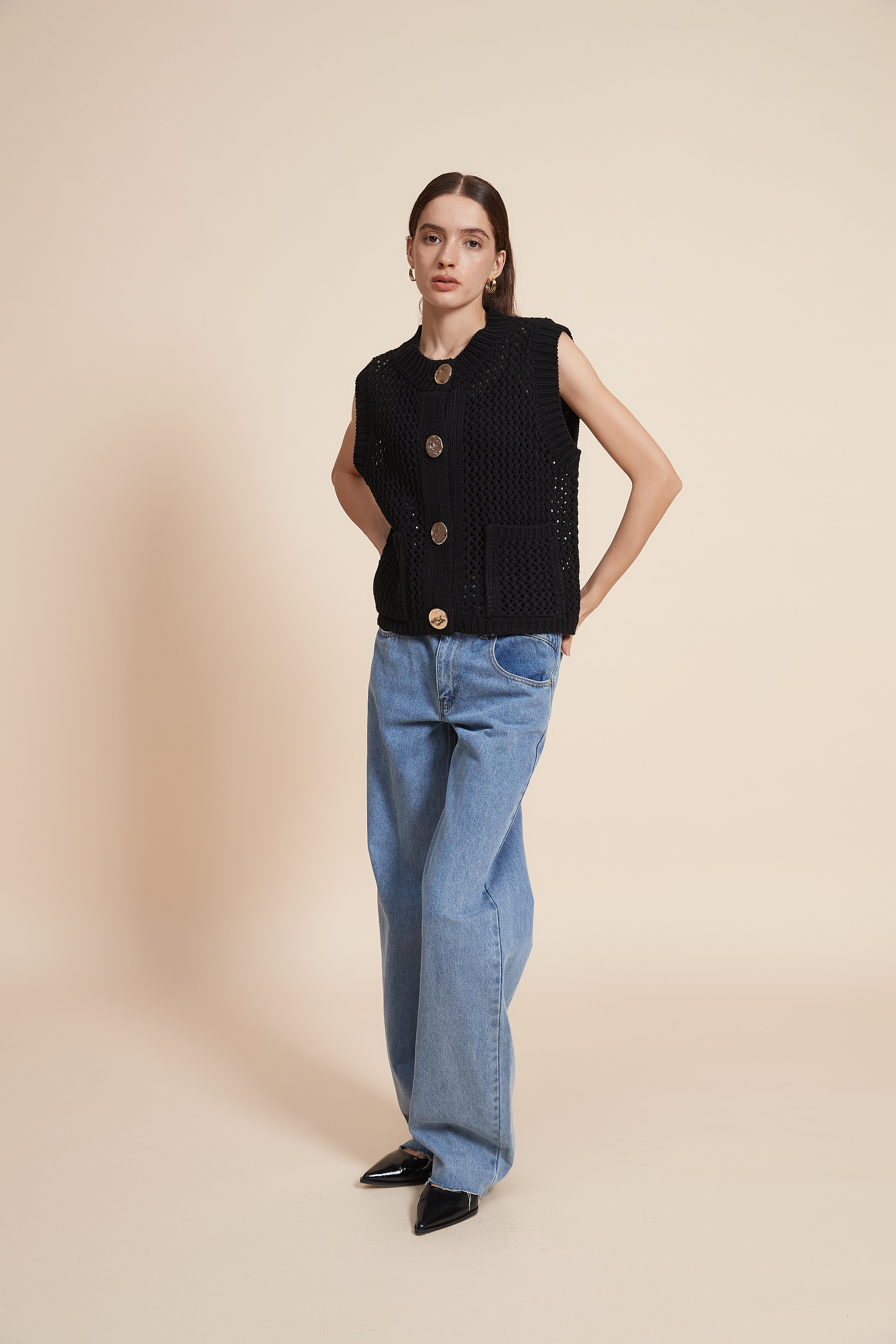 Plain Knitted Sleeveless Sweater