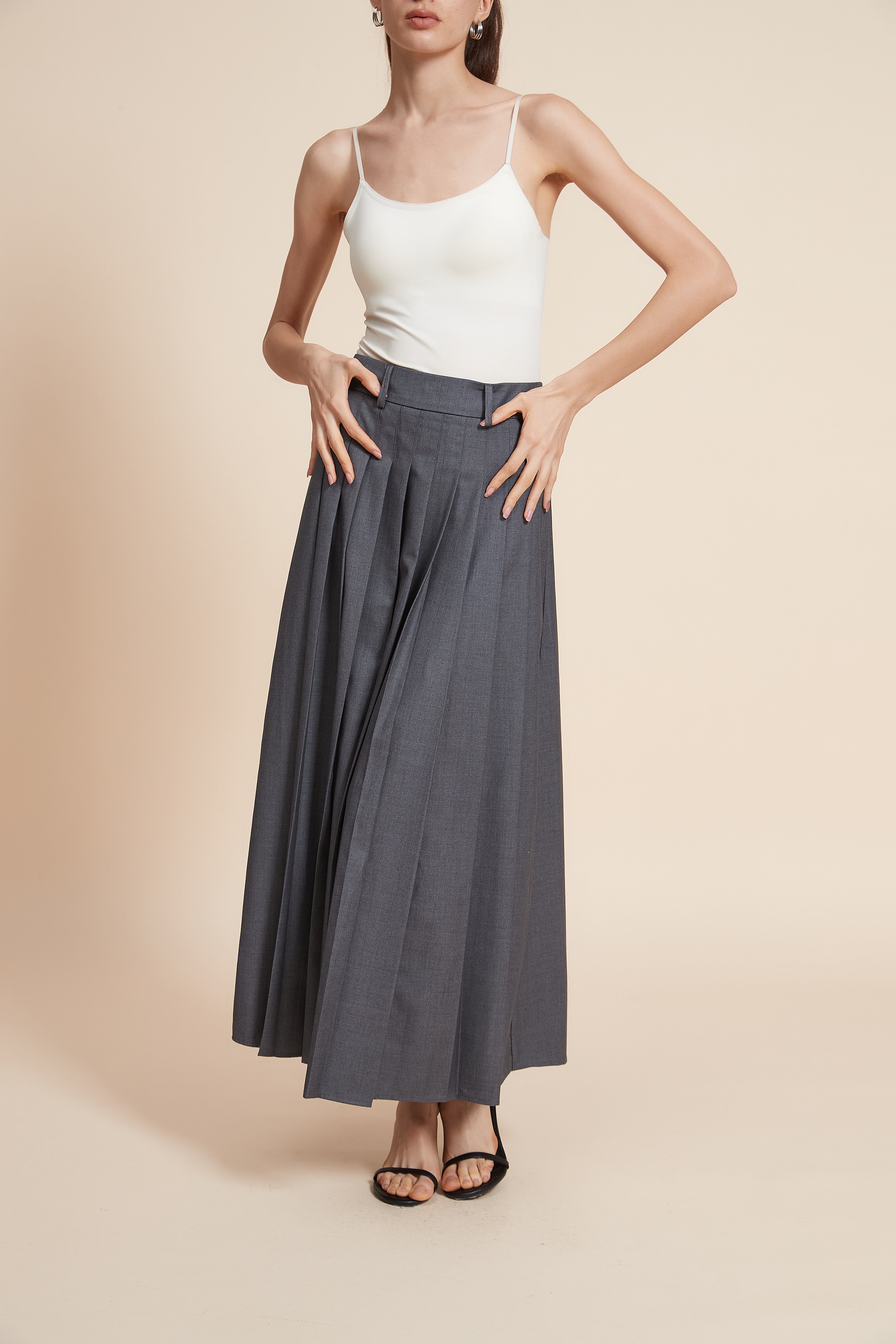 Plain Pleated Midi Skirt