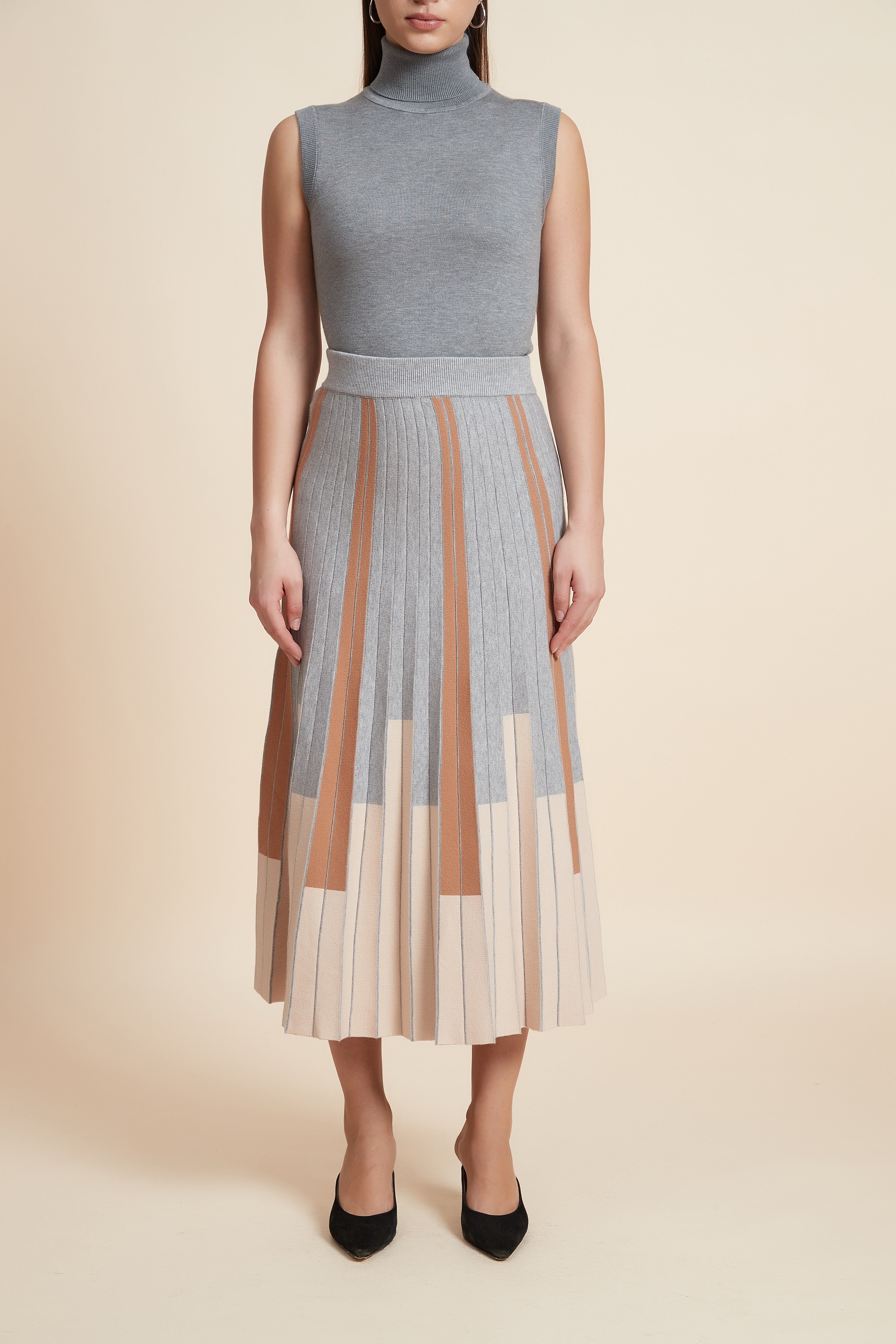 تنورة ميدي مخططة بالطول