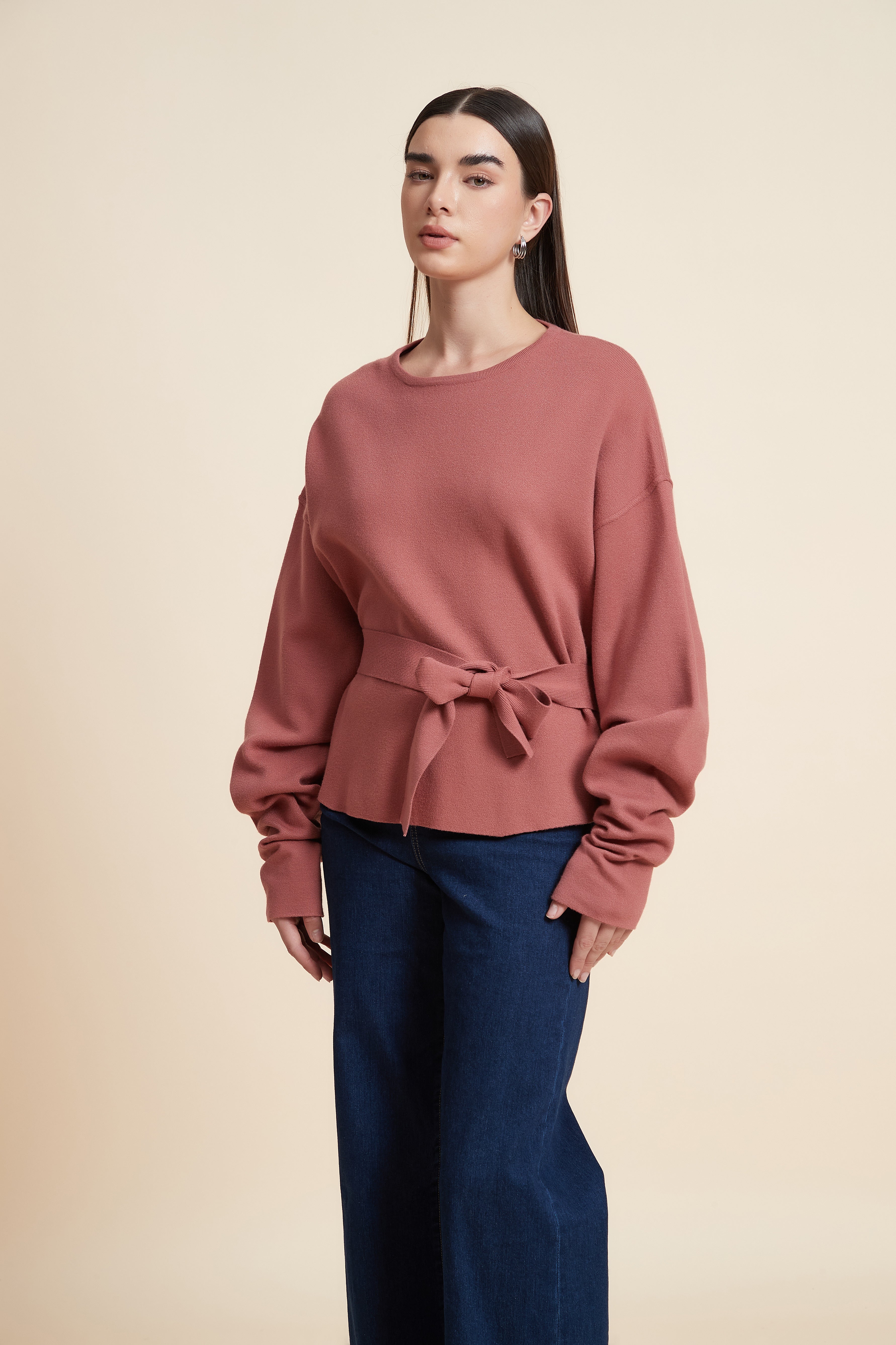 سويت شيرت سادة بكم طويل واسع