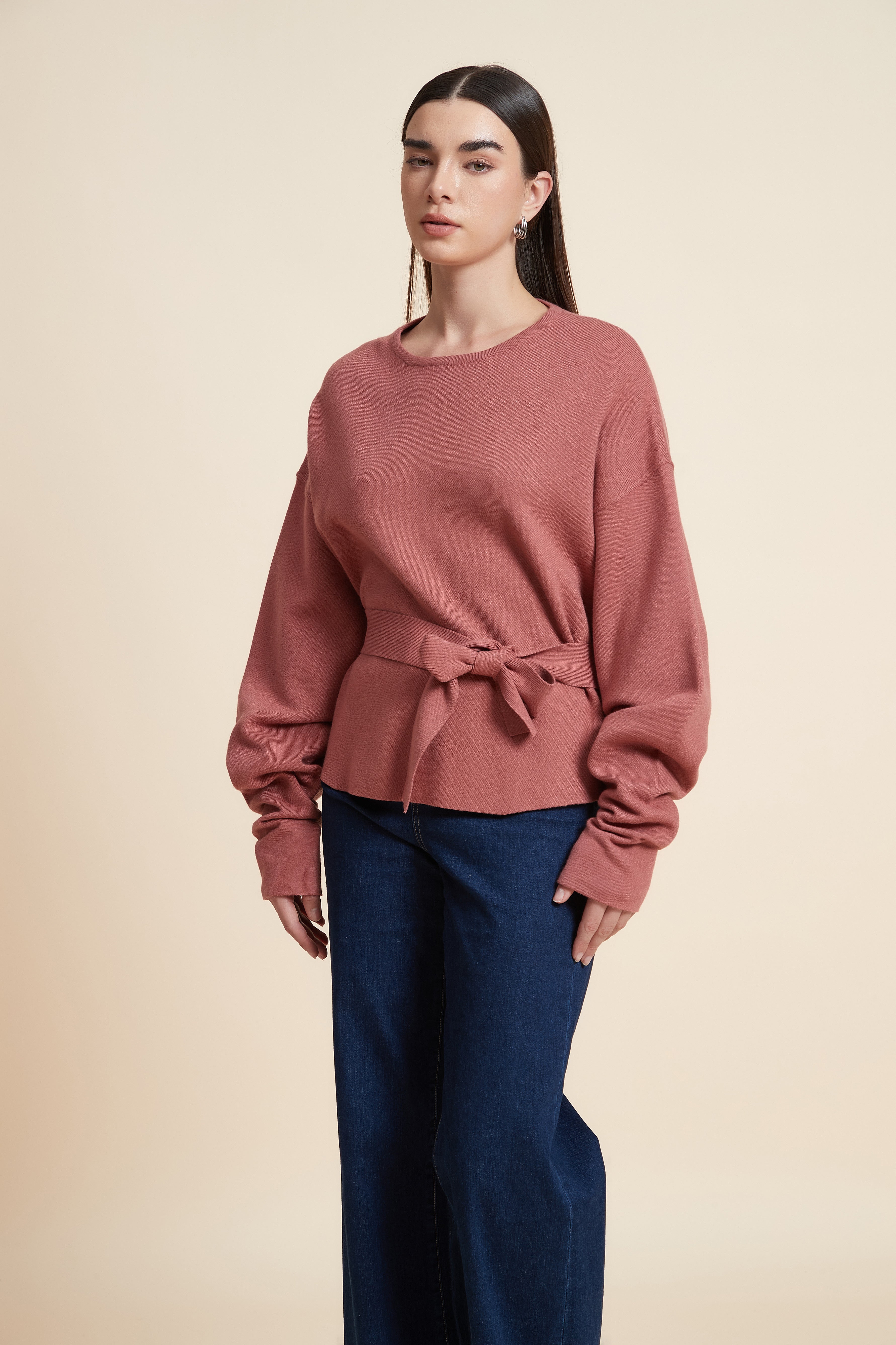 سويت شيرت سادة بكم طويل واسع