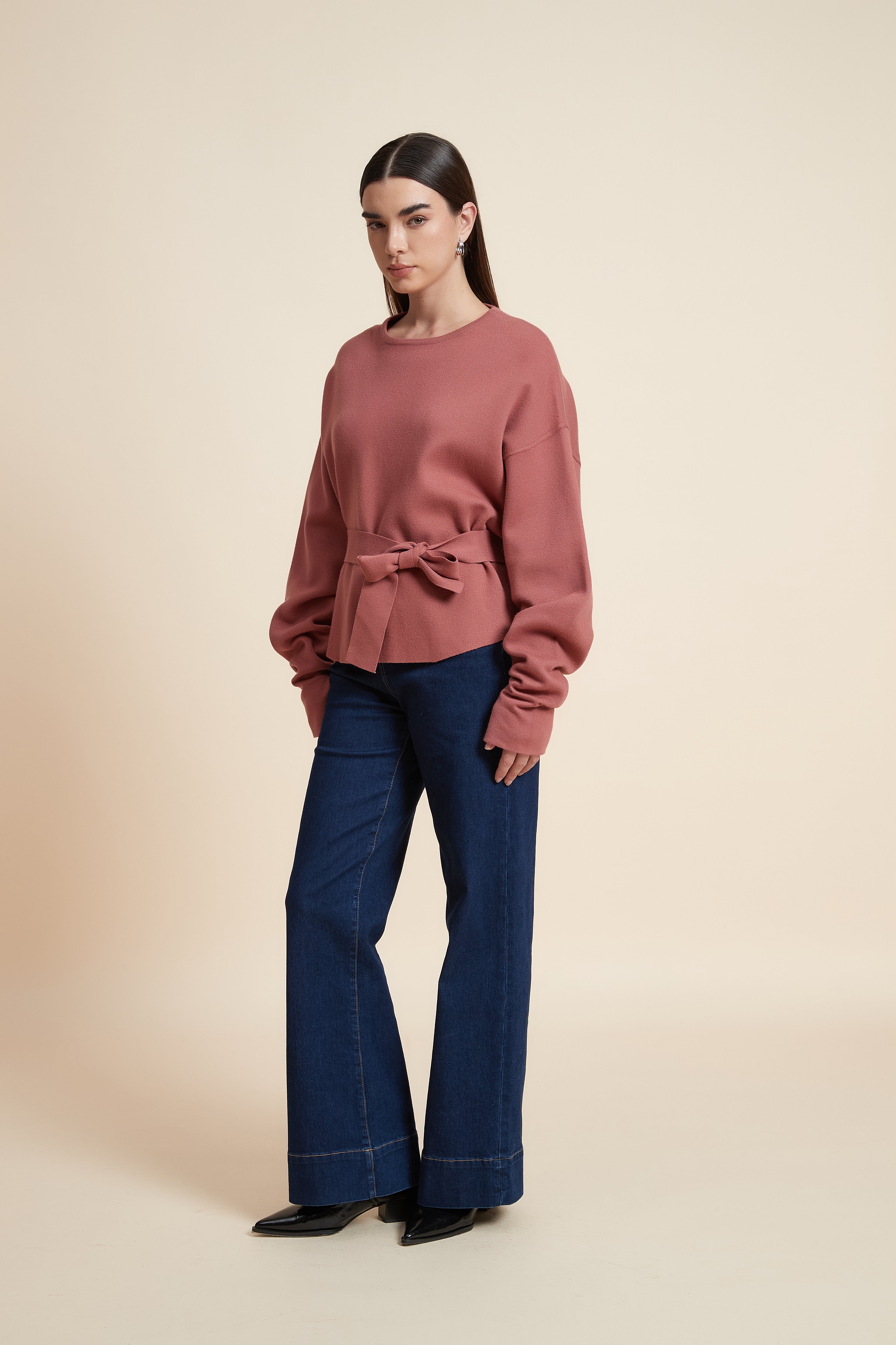 سويت شيرت سادة بكم طويل واسع