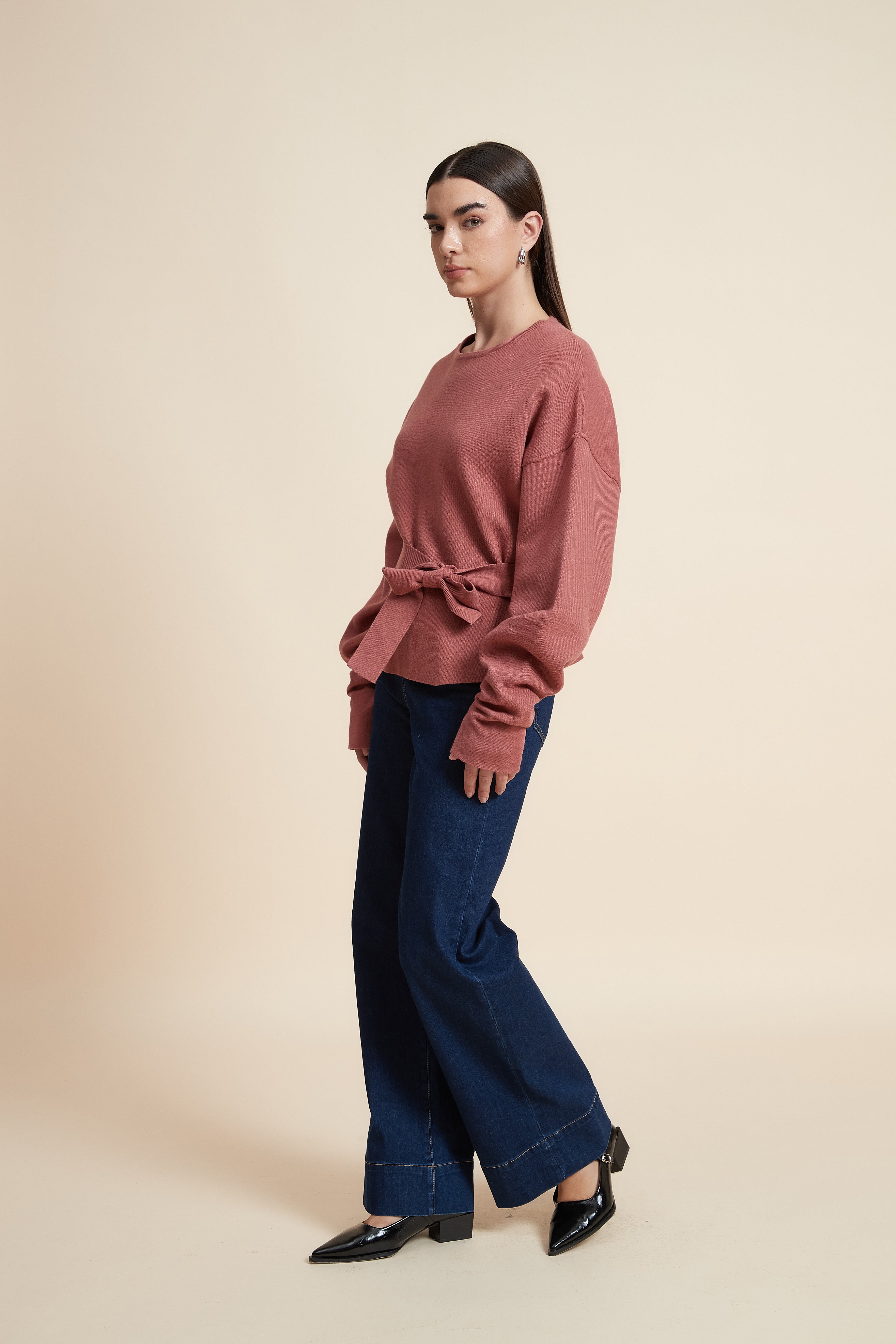 سويت شيرت سادة بكم طويل واسع