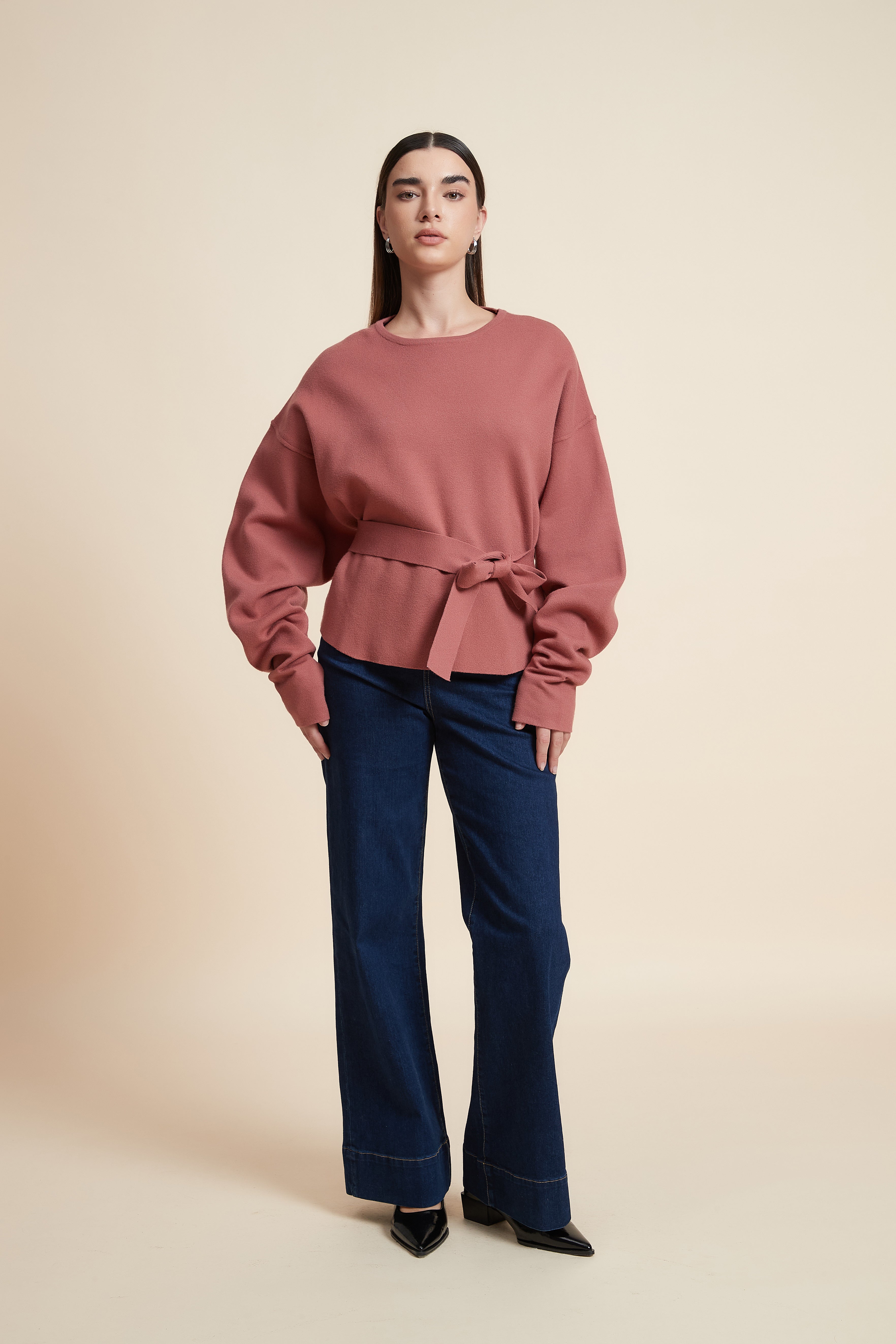 سويت شيرت سادة بكم طويل واسع