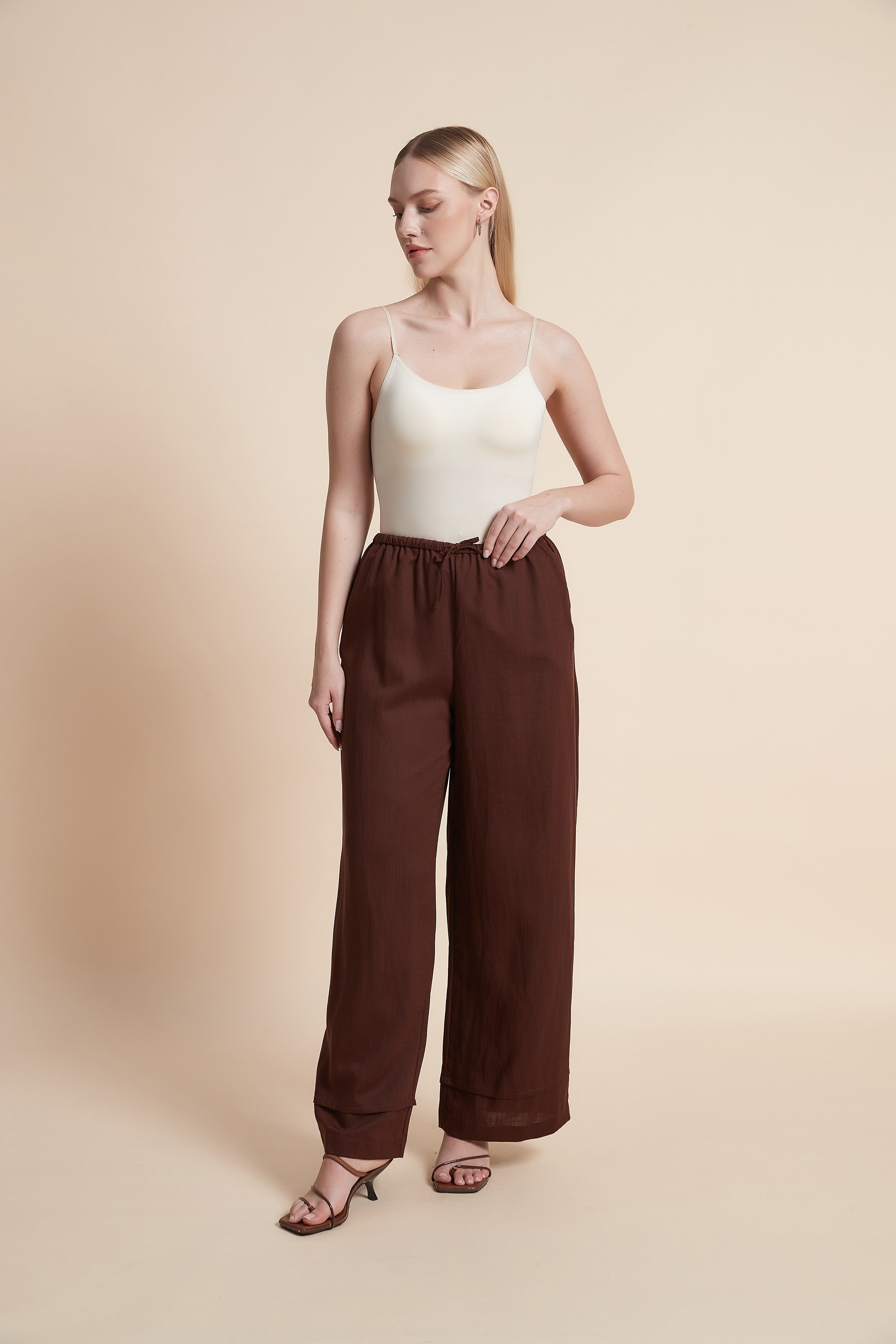 Plain Wide-Leg Trousers