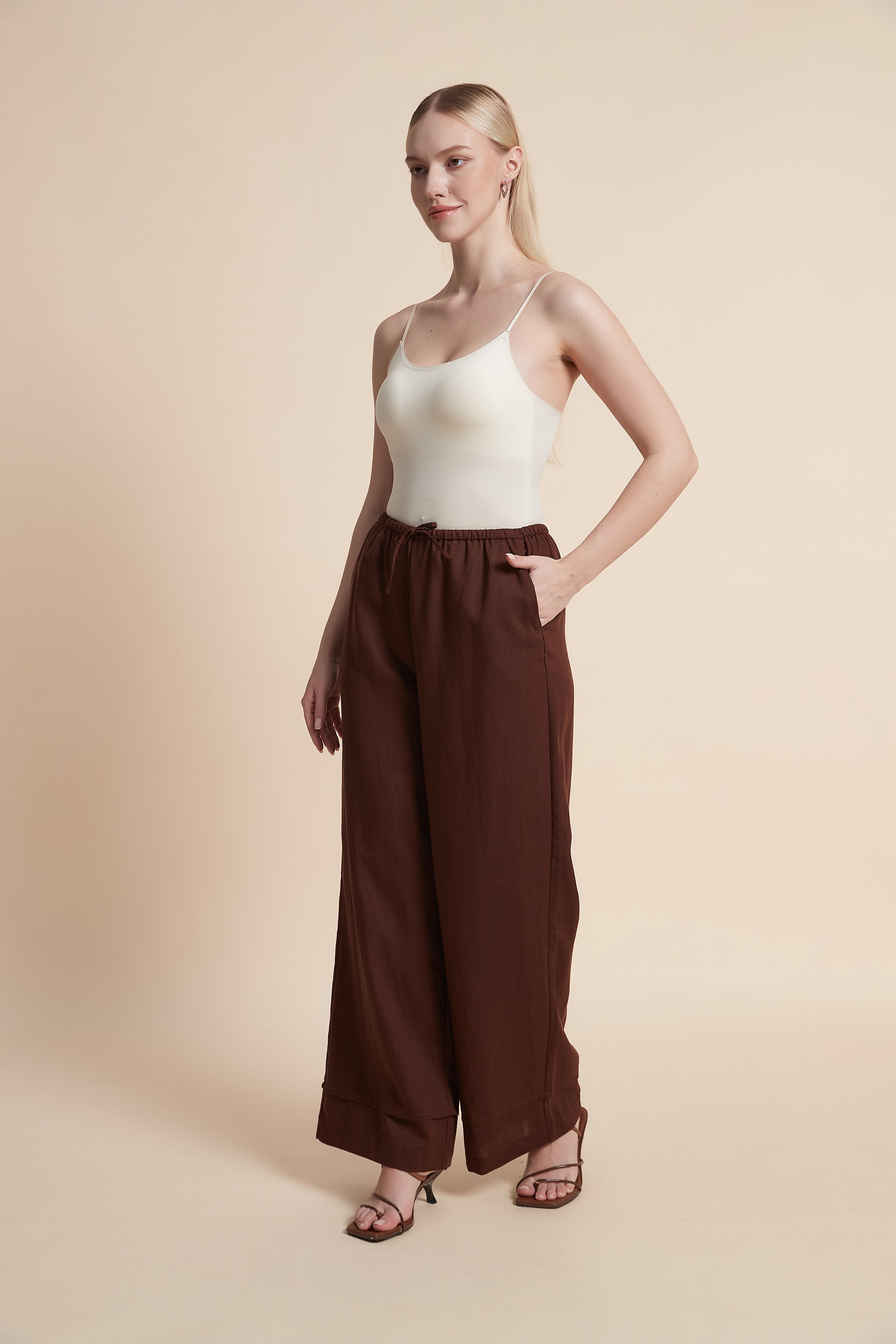Plain Wide-Leg Trousers