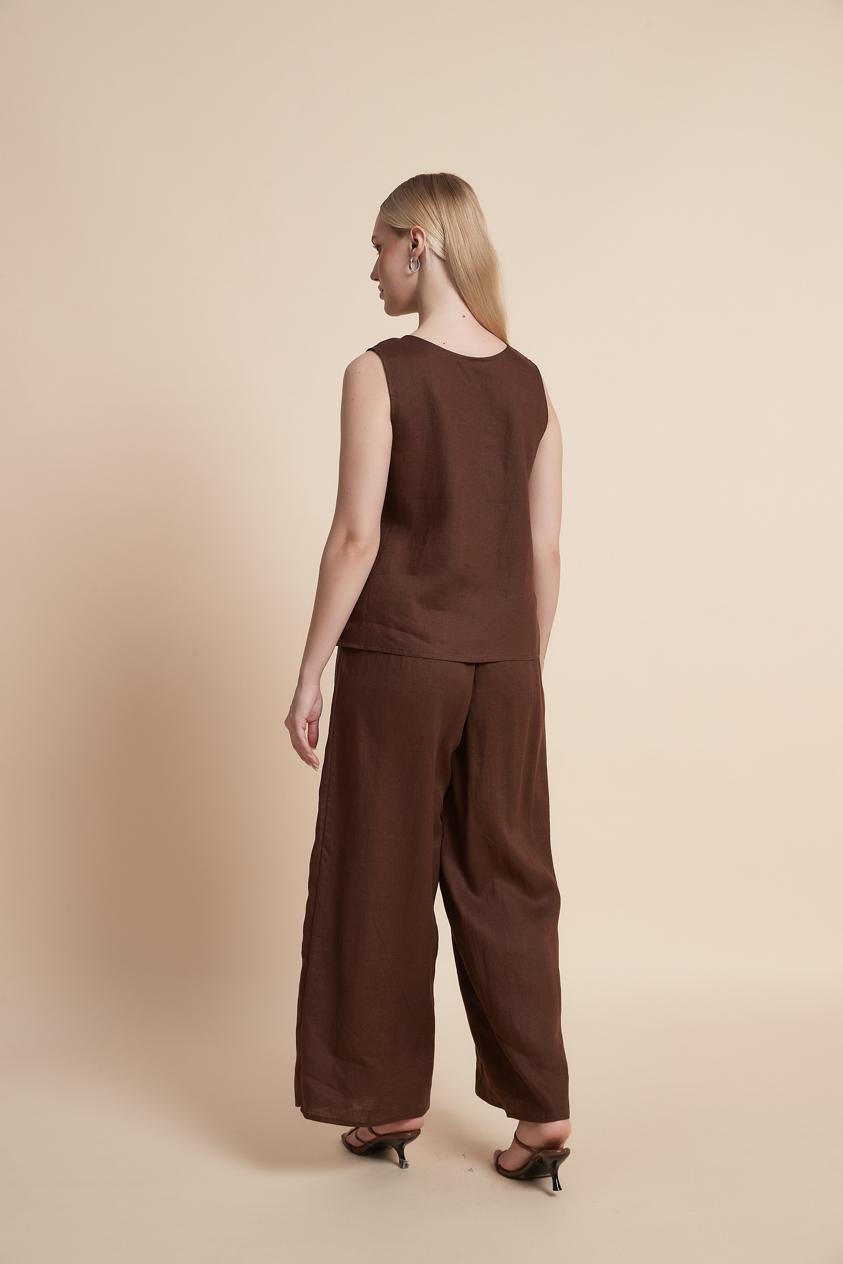 Plain Sleeveless Midi Blouse