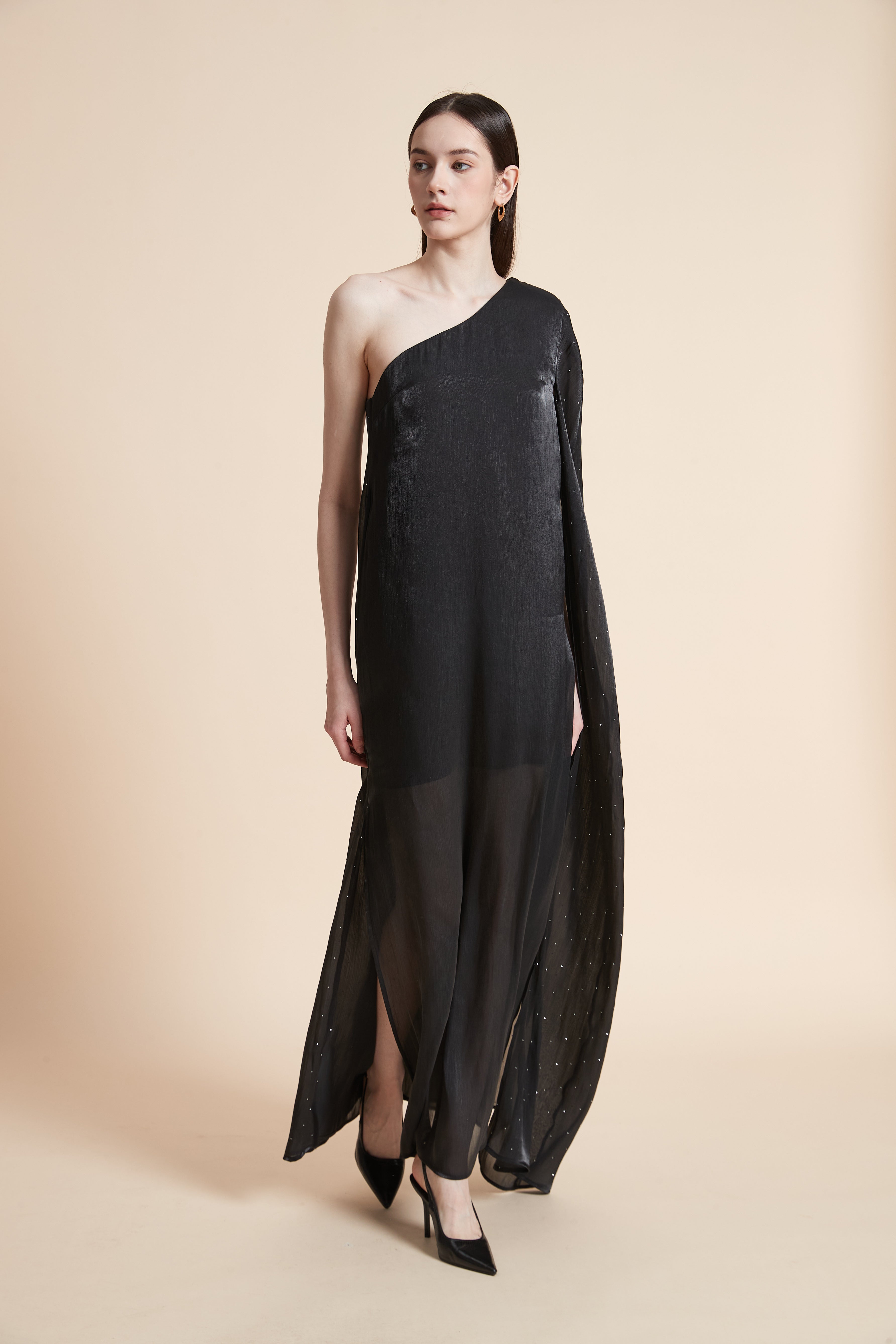 فستان ماكسي سادة بدون أكمام