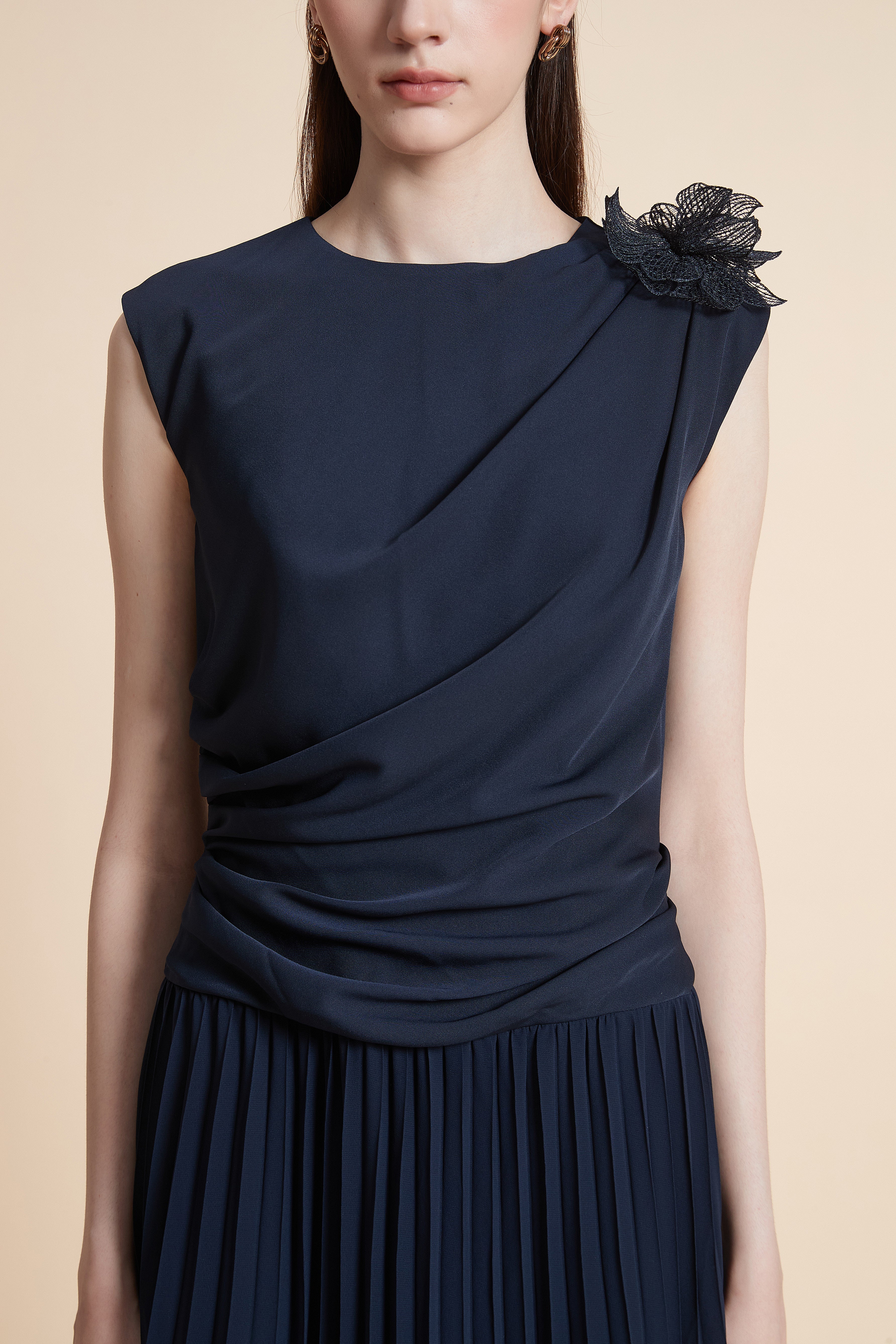 فستان ماكسي سادة بدون أكمام بليسيه