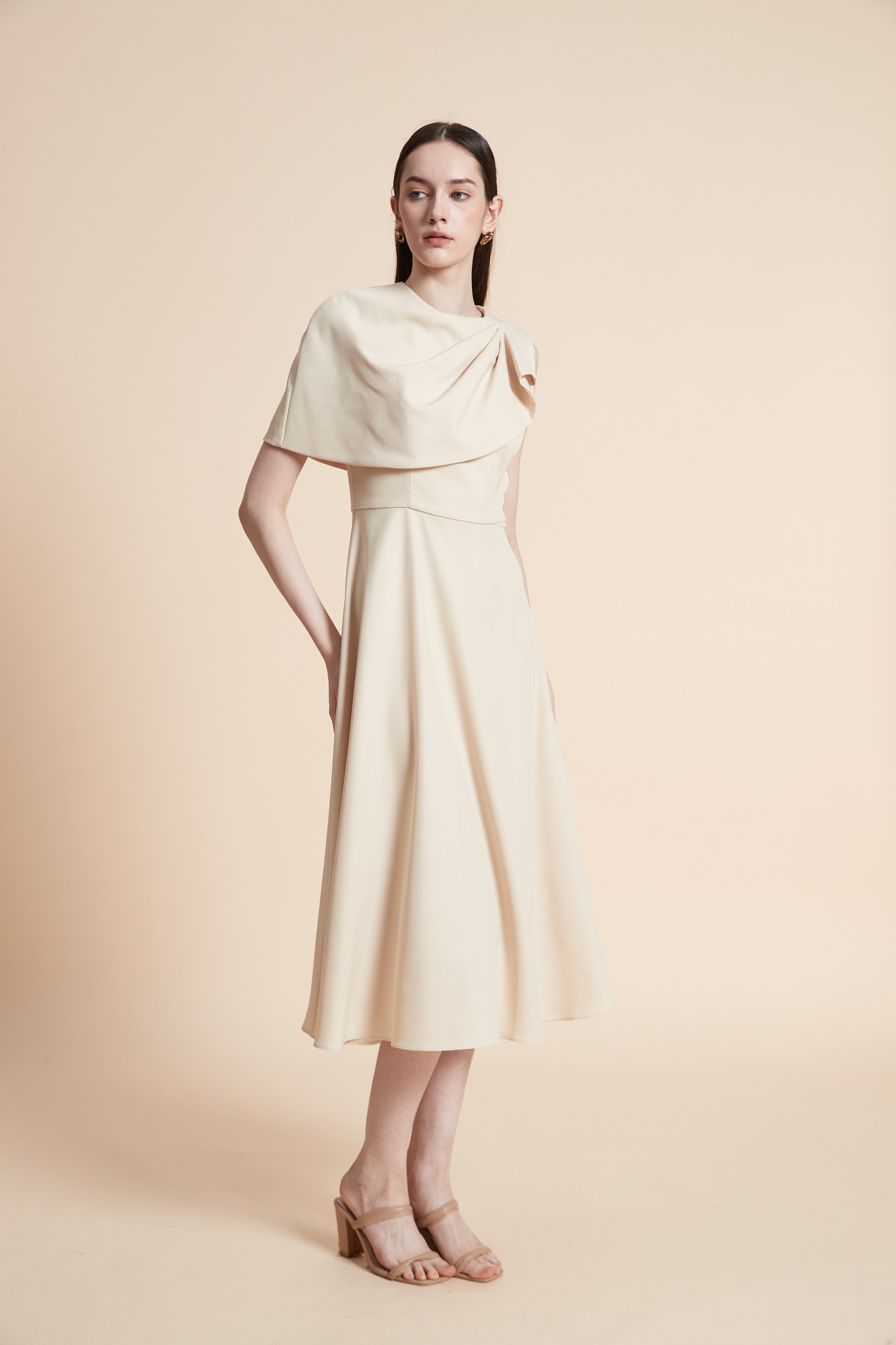 Simple Short Sleeve Midi Dress