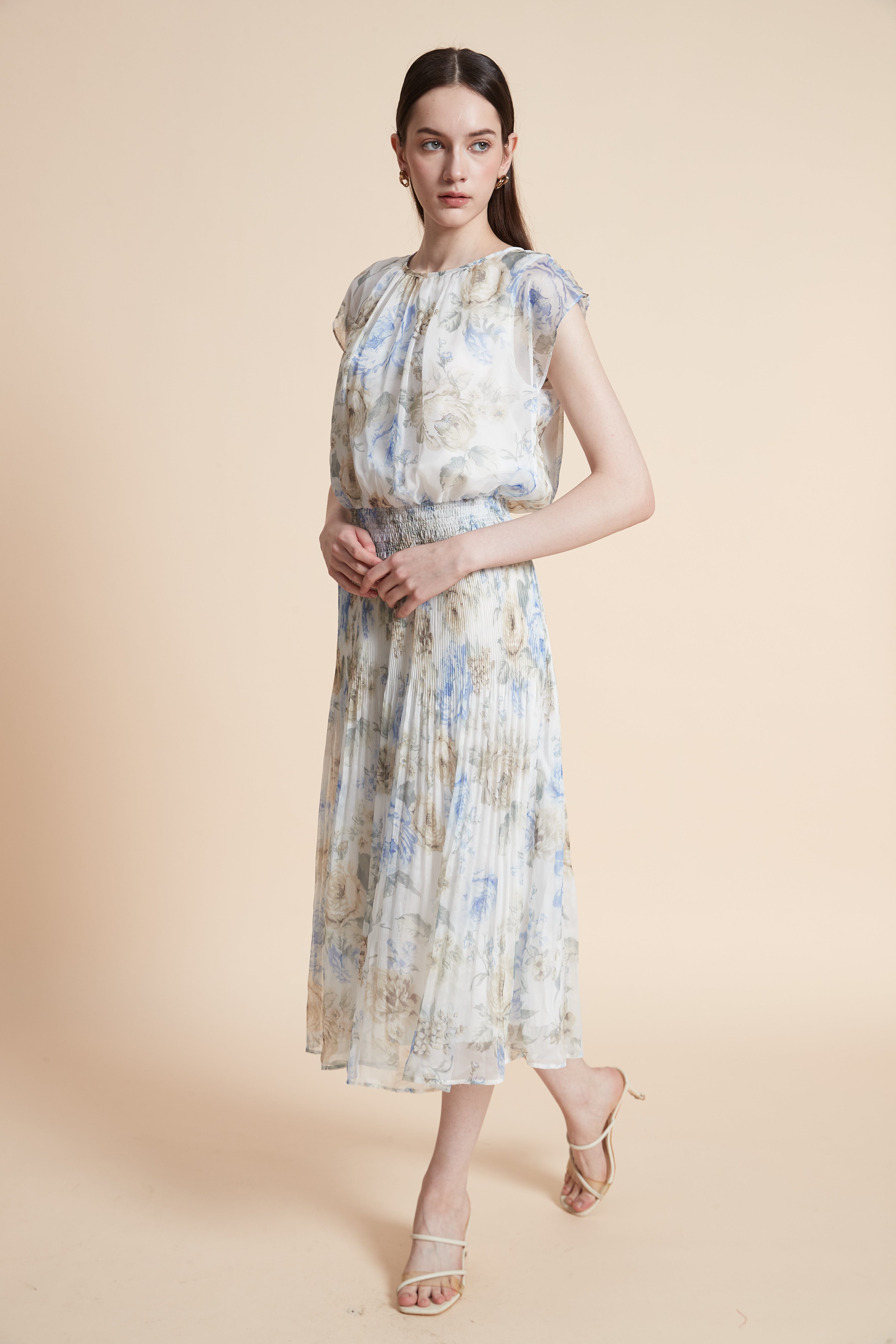 بلوزة منقوش بأكمام قصيرة