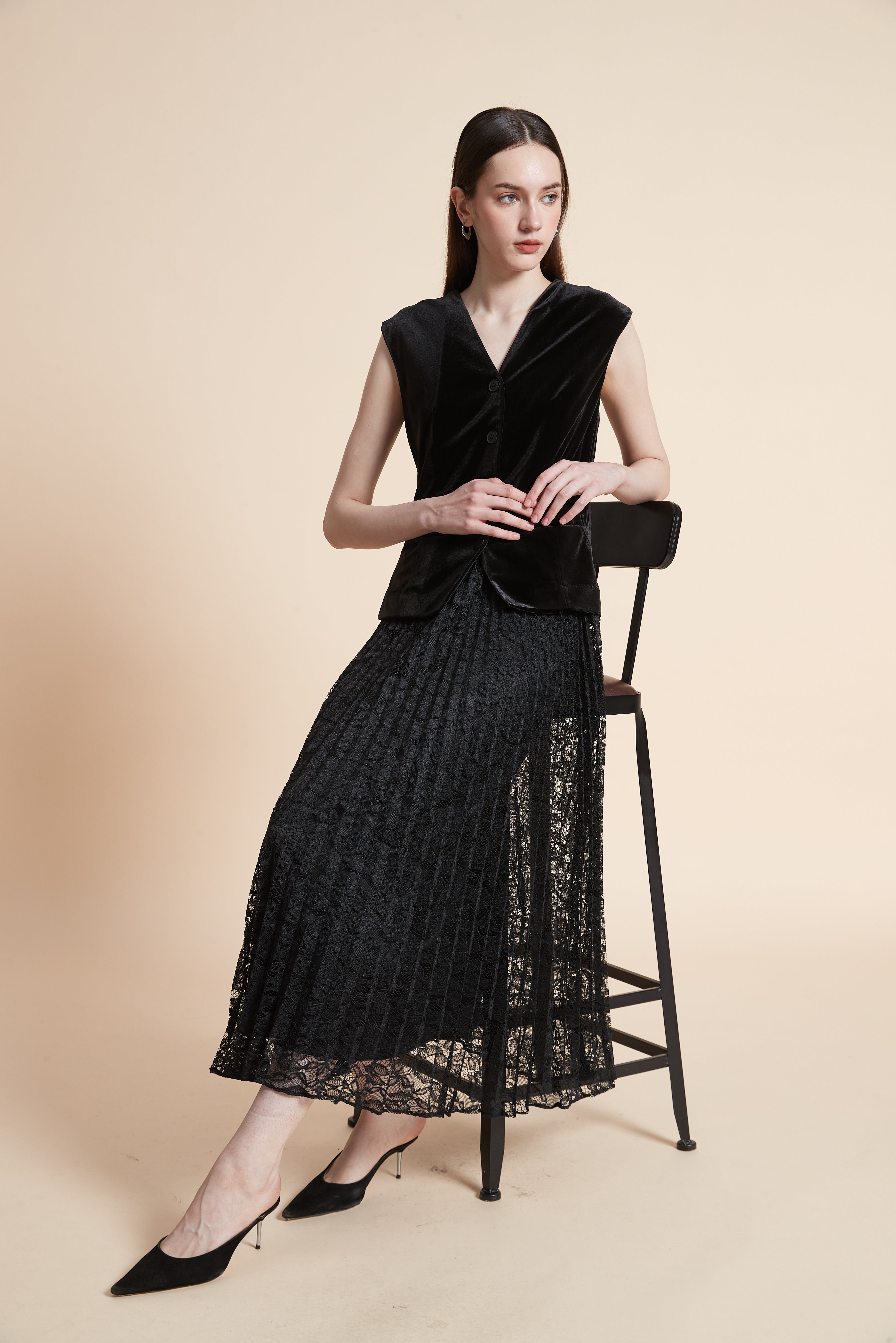 Pleated Sleeveless Midi Dress