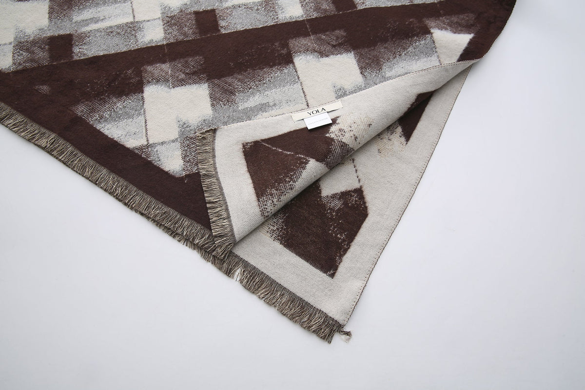 Long Patterned Oval-Neck Shawl