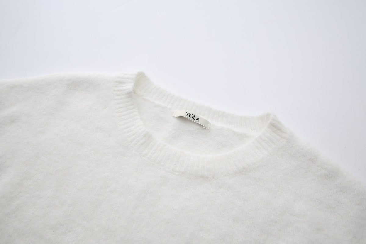 Short Plain Long-Sleeve Sweater With Lace Hem