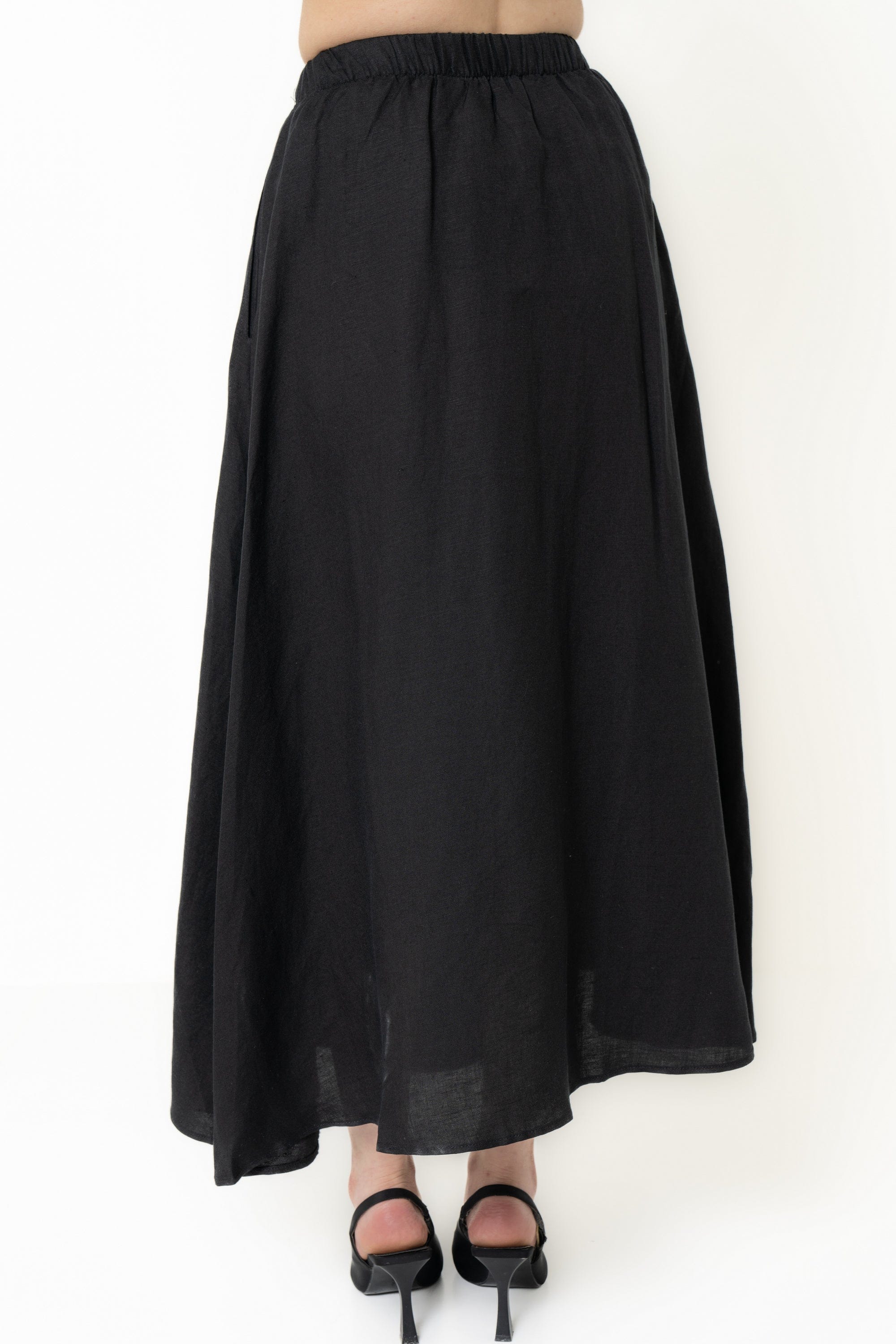 Long Skirt With Pockets And Ruffled Waistband